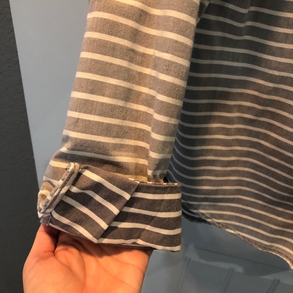 Button down shirt - Picture 3 of 6